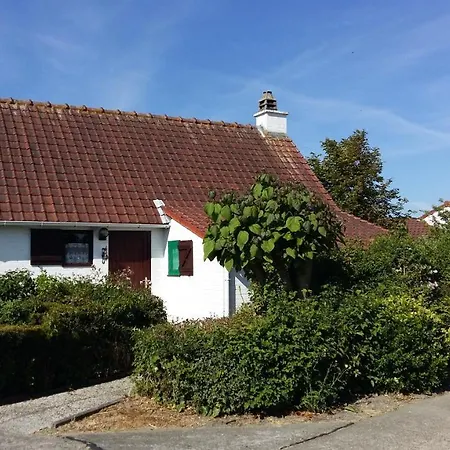 6 Pers With Warm Swimming Pool Access * De Haan